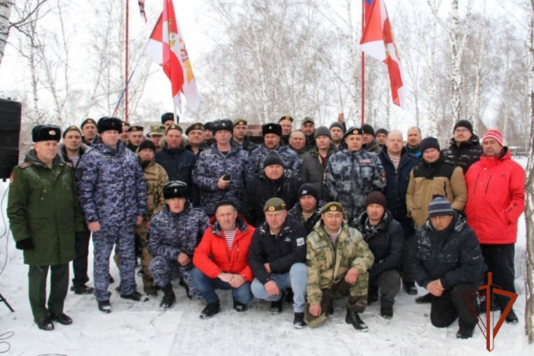 В алтайском селе появился мемориал в память о погибших росгвардейцах