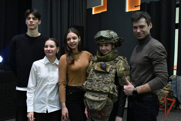 Росгвардейцы провели военно-спортивную игру для студентов