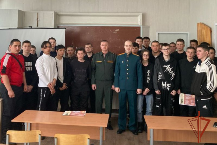 Бийские росгвардейцы присоединились к всероссийской ведомственной акции «Дни Росгвардии»
