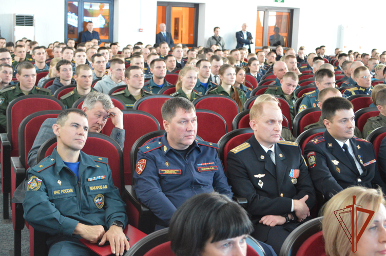 Лучшим спортсменам Росгвардии вручили награды спортивного общества «Динамо»