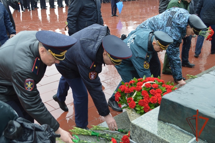 Начальник территориального управления Росгвардии принял участие в торжественном митинге в честь прибытия в наш регион кубка «Эстафеты Победы»