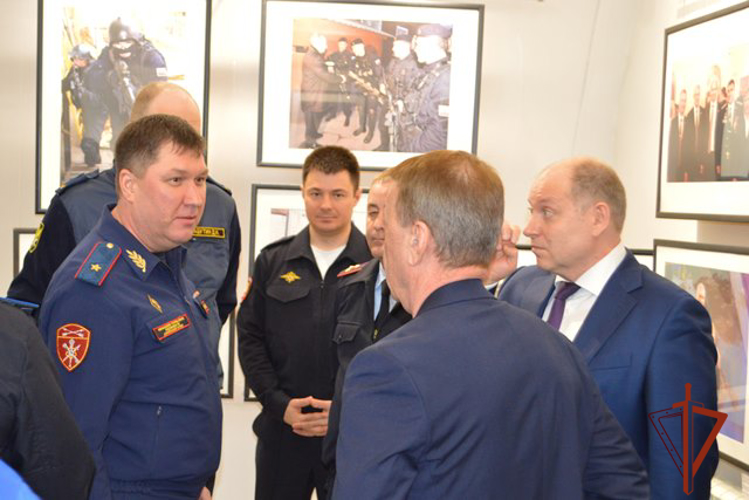 Начальник территориального управления Росгвардии принял участие в открытии выставки «Альфа.50. Полвека первые»