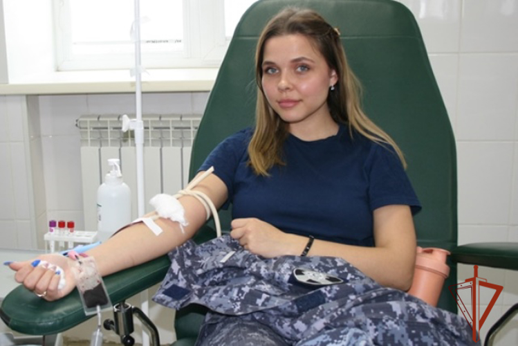 Управлением Росгвардии по Алтайскому краю организовано мероприятие, посвященное Дню донора