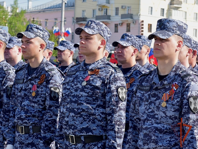 Росгвардия Алтайского края приняла участие в торжественных мероприятиях, посвященных 80-летию Победы