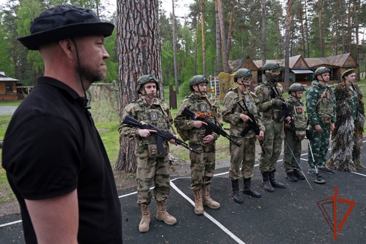 Росгвардия приняла участие в открытии военно-патриотической игры "Зарница 2.0"