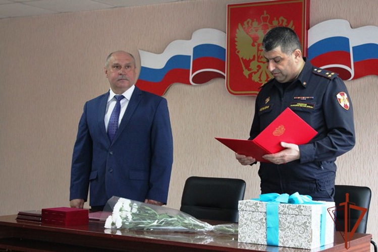 Начальник Управления вневедомственной охраны поздравил коллектив филиала ФГУП «Охрана» с юбилеем