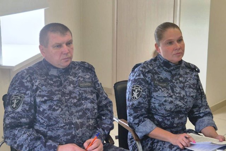 Алтайская Росгвардия приняла участие в "круглом столе"