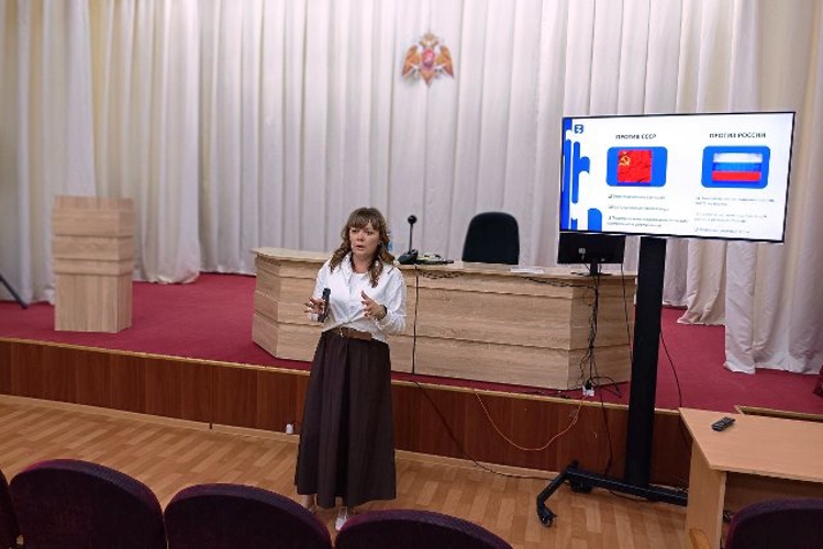 Лектор Общества "Знание" посетил Управление Росгвардии по Алтайскому краю