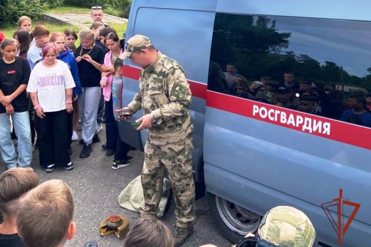 Спецподразделение Росгвардии - на острие патриотического воспитания 