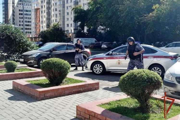 Росгвардия Алтайского края на страже учебных заведений