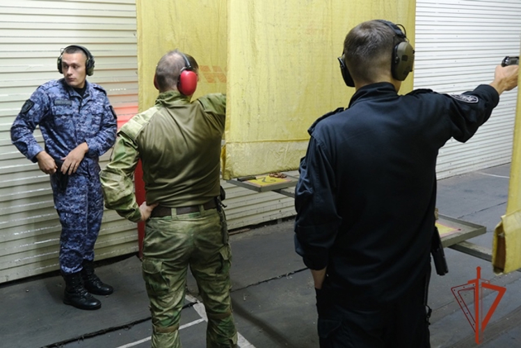 В Управлении Росгвардии состоялся чемпионат по служебному троеборью