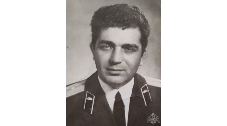 Ветеран войск правопорядка Евгений Бадулин празднует юбилей 