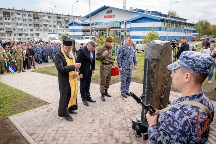 Память о воинах-героях жива