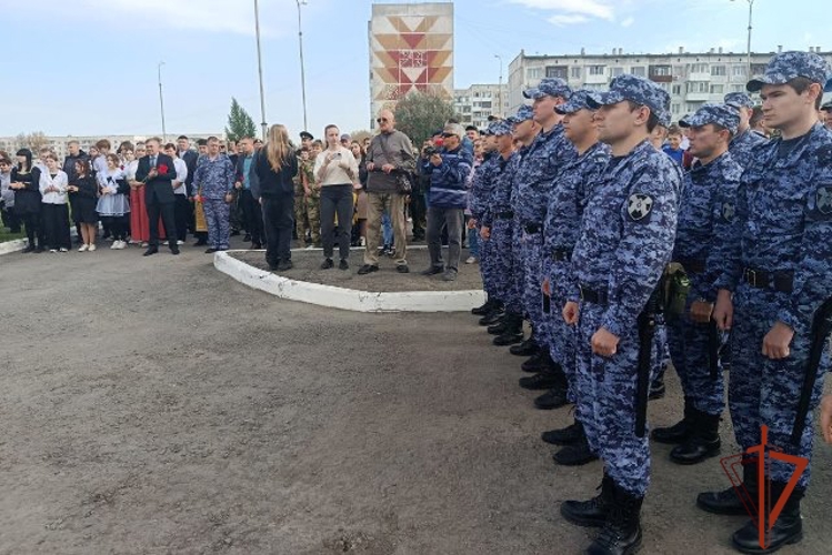 Память о воинах-героях жива