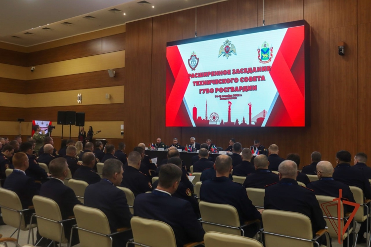 Офицер Управления вневедомственной охраны Алтайского края принял участие в заседании ГУВО Росгвардии во Владивостоке