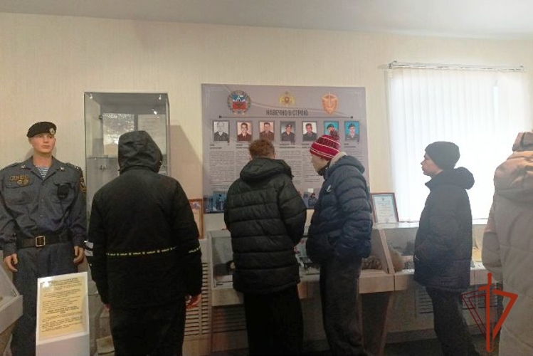 Алтайские росгвардейцы почтили память погибших коллег