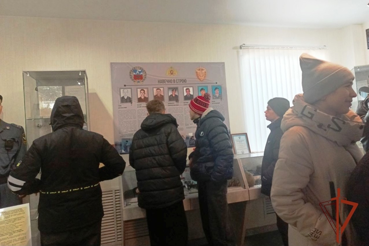 Алтайские росгвардейцы почтили память погибших коллег
