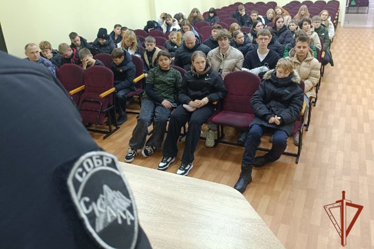 В алтайской Росгвардии провели мероприятия, посвященные Дню призывника