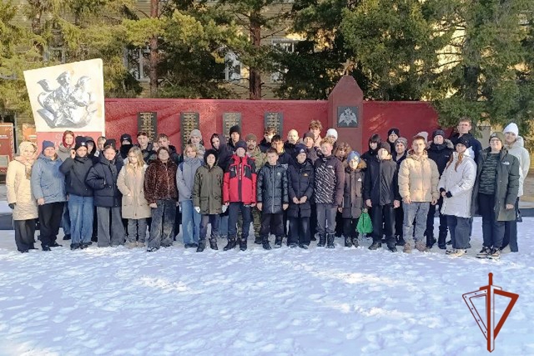 В алтайской Росгвардии провели мероприятия, посвященные Дню призывника