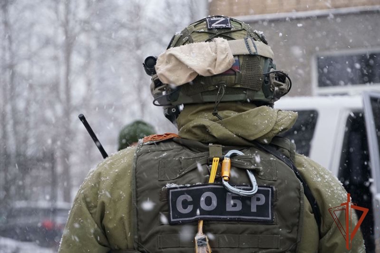 Алтайская Росгвардия обеспечила силовое сопровождение мероприятий полиции