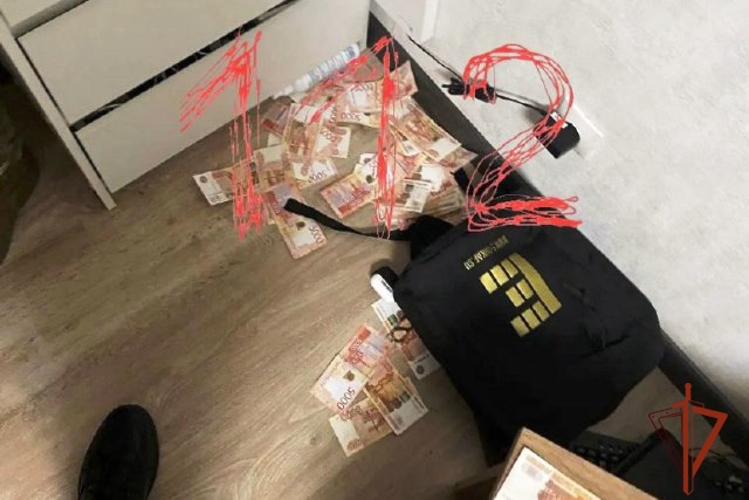 В Алтайском крае сотрудники ОМОН оказали силовую поддержку оперативникам ФСБ 