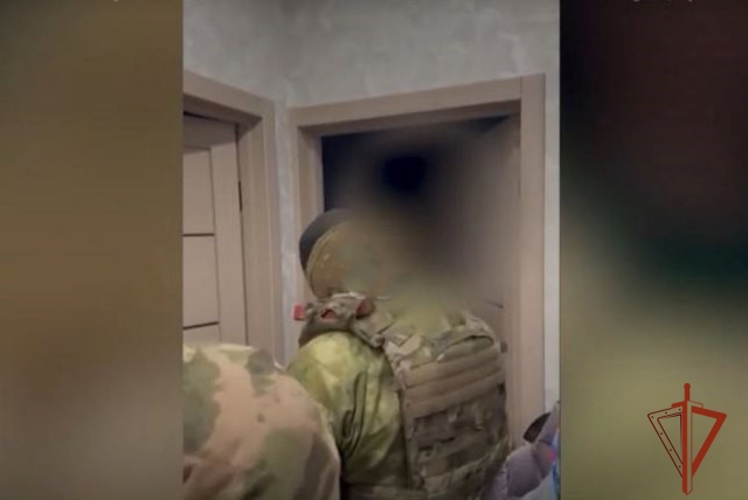 В Алтайском крае сотрудники ОМОН оказали силовую поддержку оперативникам ФСБ 