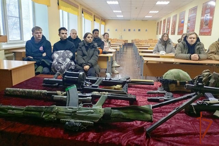 ОМОН «Алтай» организовал встречу со студентами АлтГТУ