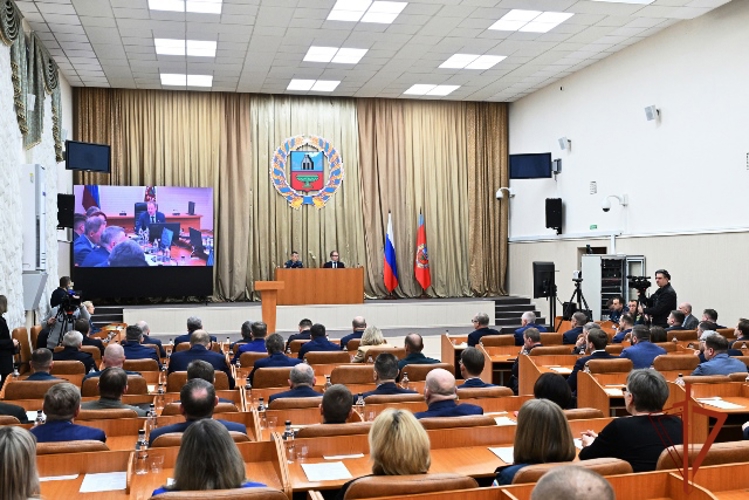 Руководитель региональной Росгвардии принял участие в  заседании комиссии по ЧС под председательством Губернатора