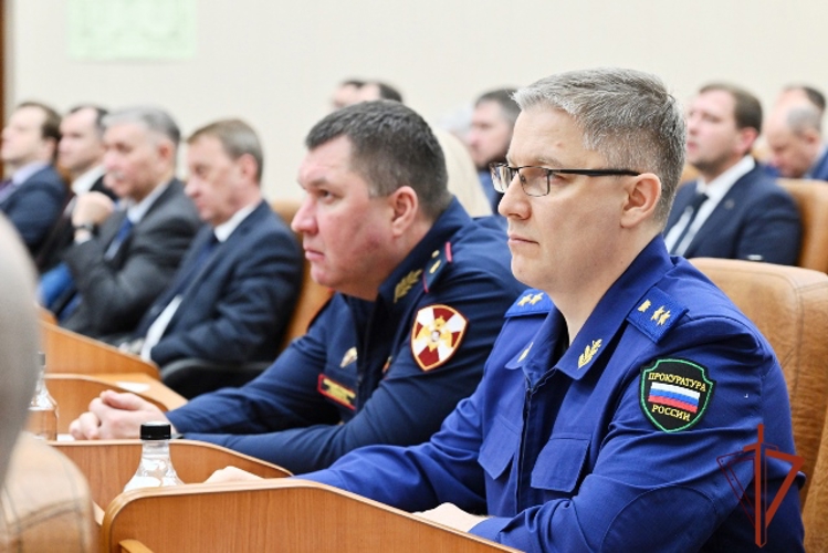 Руководитель региональной Росгвардии принял участие в  заседании комиссии по ЧС под председательством Губернатора