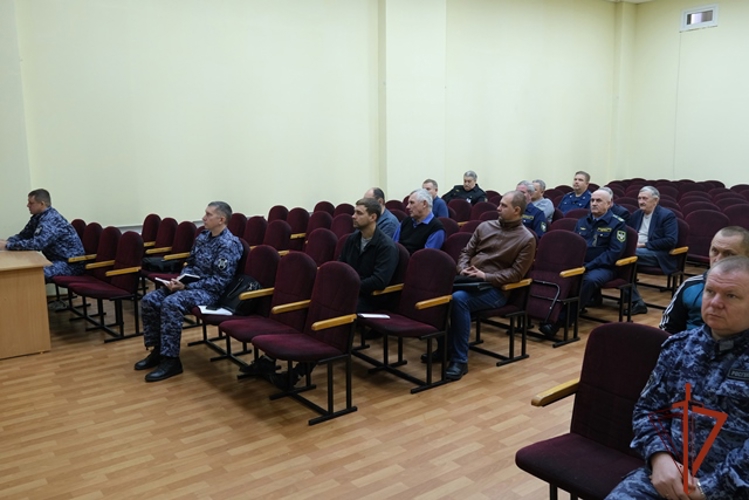 Алтайская Росгвардия провела ежегодные занятия с подразделениями ведомственной охраны