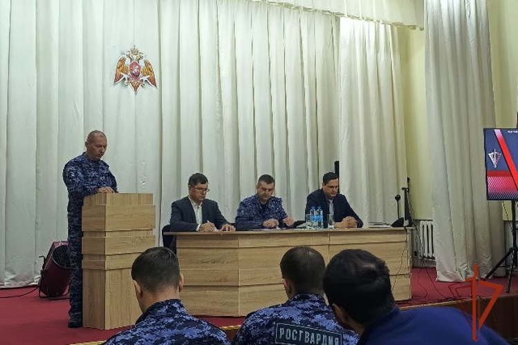В Управлении Росгвардии по Алтайскому краю прошли занятия с представителями субъектов ТЭК