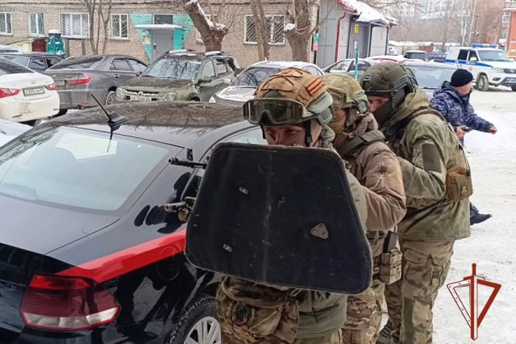 Росгвардия и полиция Алтайского края провели совместные учения с региональным МВД