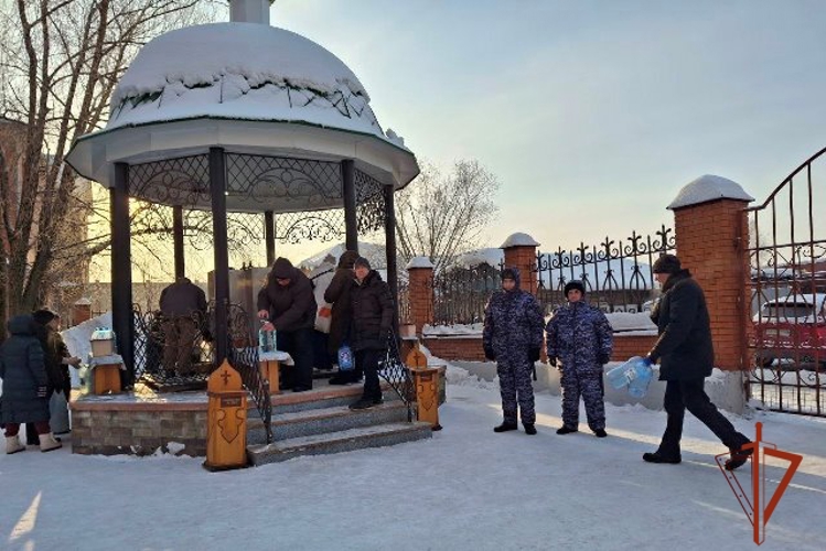 Росгвардия обеспечила безопасность проведения мероприятий, посвященных Крещению Господня в регионе