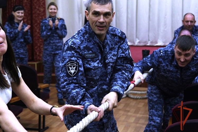 Алтайская Росгвардия отпраздновала День защитника Отечества