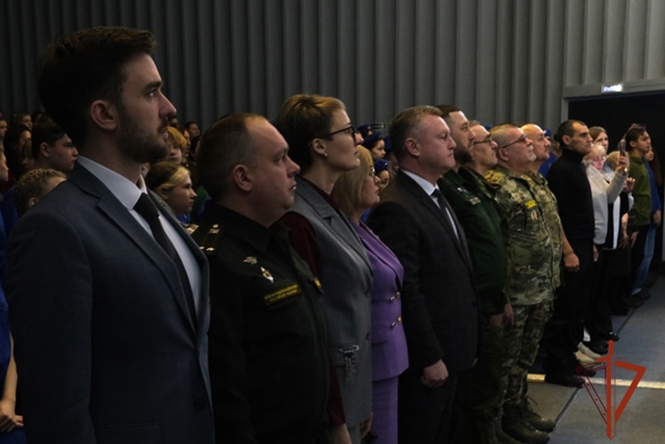 Алтайская Росгвардия приняла участие в открытии патриотического фестиваля