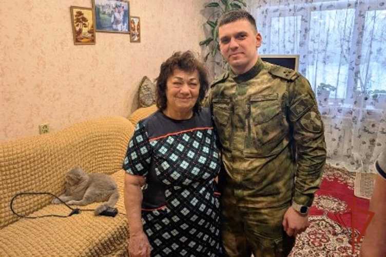Бийский полк Росгвардии поздравил женщин с 8 Марта
