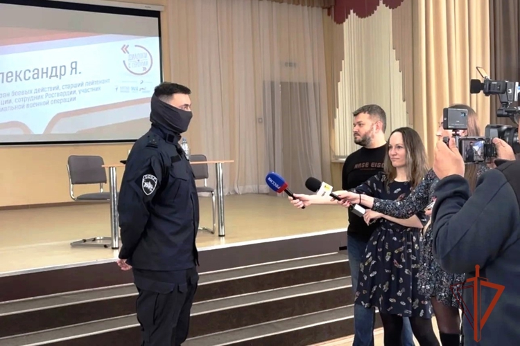 Диалоги с Героями: СОБР «Скала» в барнаульской Школе №53