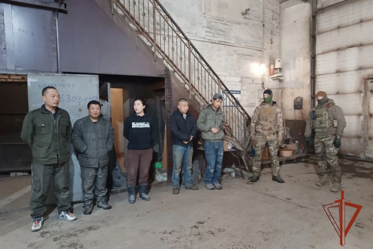 Алтайская Росгвардия приняла участие в ОПМ «Нелегальный мигрант»