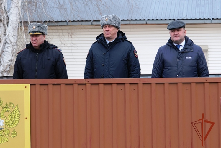 В Алтайском крае, накануне юбилея ведомства, росгвардейцы присягнули на верность Родине 