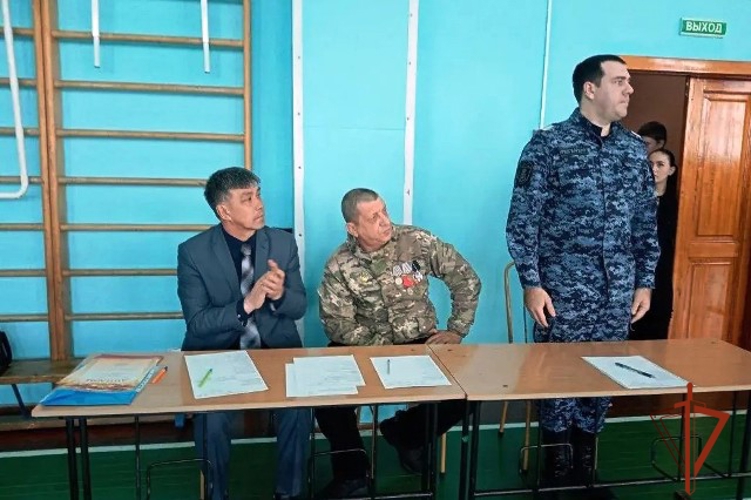Представитель алтайской Росгвардии принял участие в судействе районного военно-патриотического конкурса