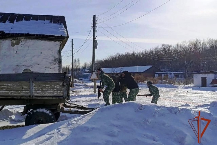 Алтайские росгвардейцы приняли участие в турнире по лазертаг