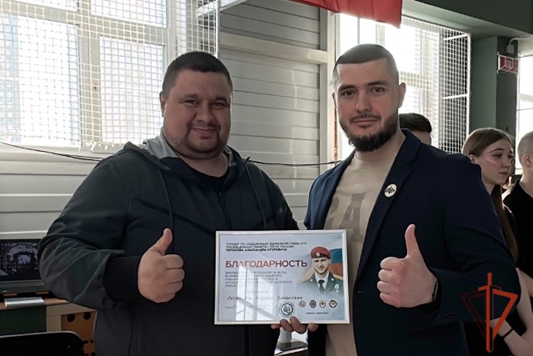 В Алтайском крае прошел турнир по смешанным единоборствам, посвященный памяти Героя России