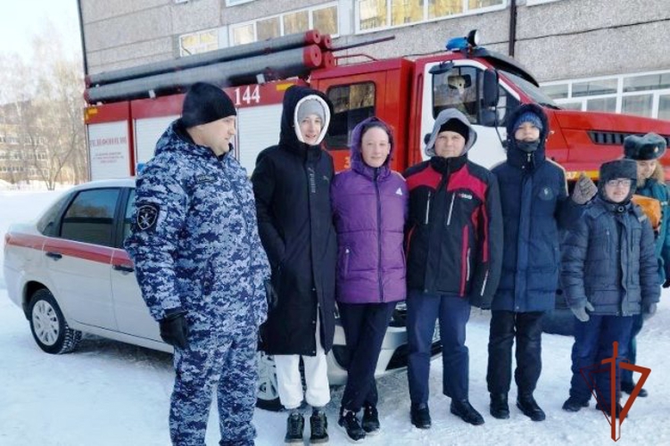 Алтайская Росгвардия и МЧС объединили усилия в области безопасности