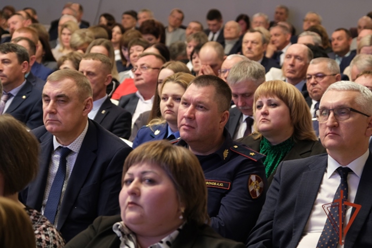 Руководитель алтайской Росгвардии принял участие в мероприятии, посвященном Дню местного самоуправления