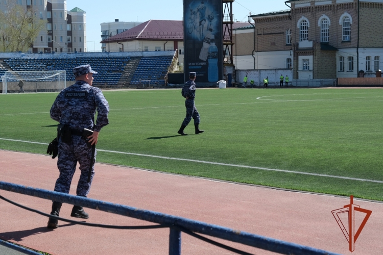 Алтайской Росгвардией организована совместная тренировка с полицией и сотрудниками ЧОП