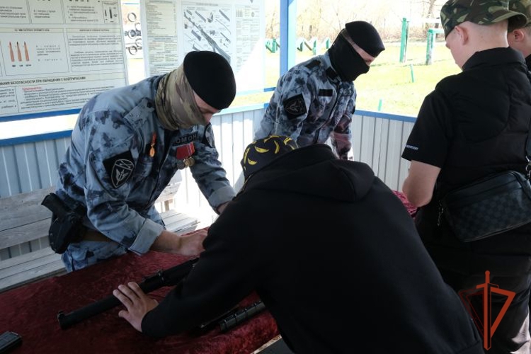 Алтайская Росгвардия организовала патриотический фестиваль