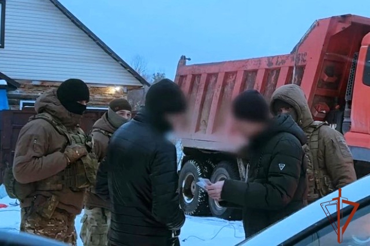 Бойцы ОМОН «Алтай» пресекли крупное хищение природных ресурсов