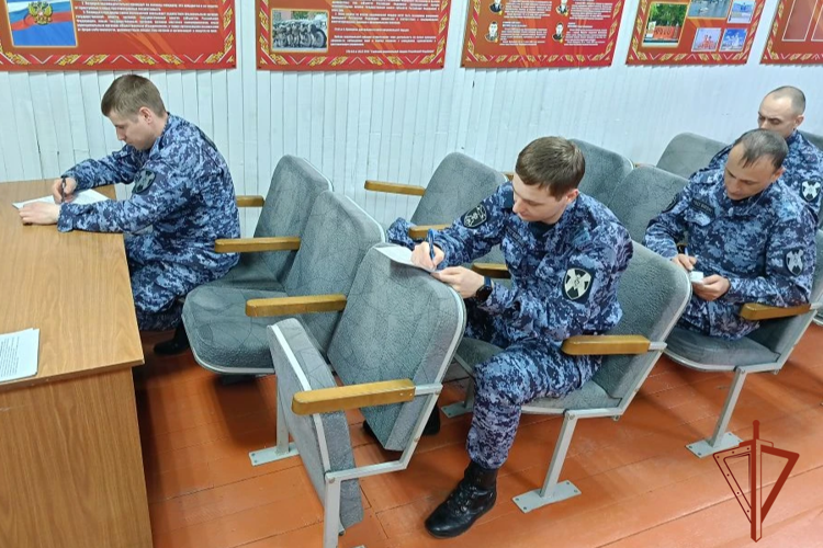 Рубцовские росгвардейцы определили лучшего по профессии