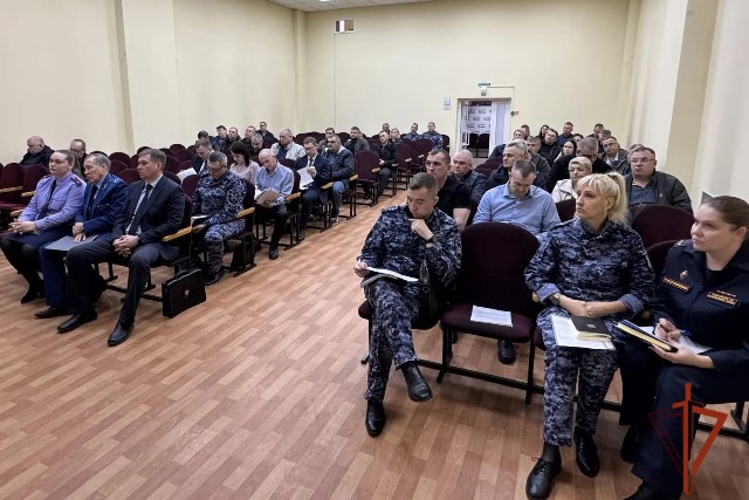 В алтайской Росгвардии обсудили вопросы обеспечения безопасности объектов образования