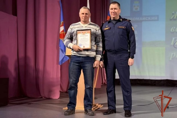 Начальник алтайской Росгвардии принял участие в конференции ветеранской организации